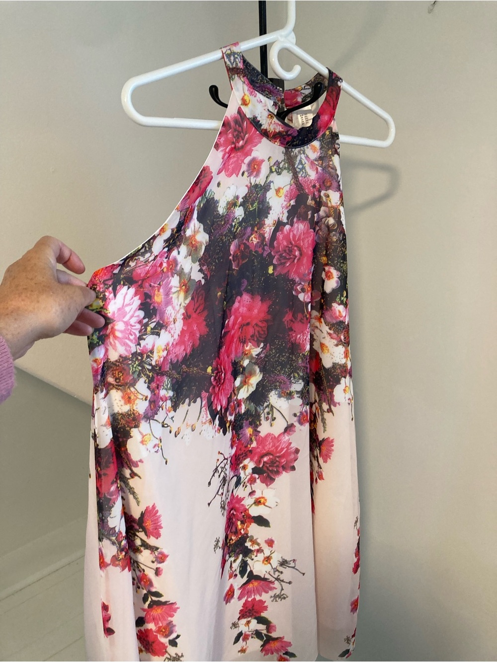 Women’s Floral Dress in Pink and White